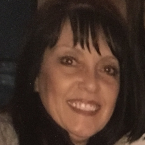 Meet your Posher, Cymantha - Picture 1 of 1