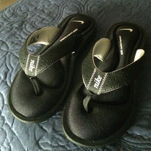 Nike Comfort Flip Flops
