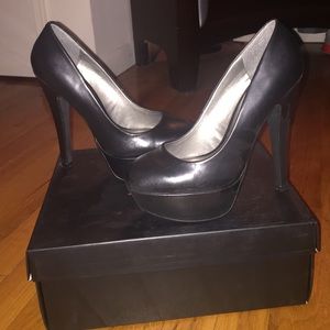 6 inch high heel leather platform pumps.