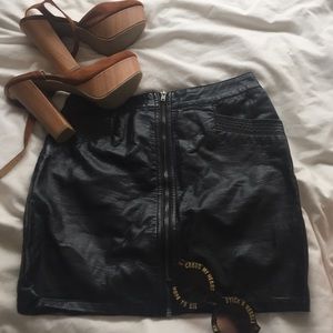 High waisted faux leather mini skirt