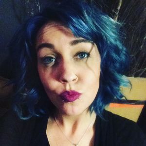 Meet your Posher, Leah