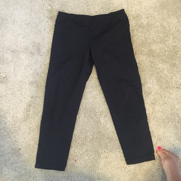 Zella running crop