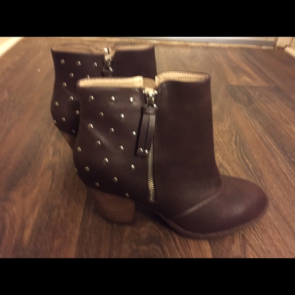 Chelsea Crew Brown Ankle Boots, NEW