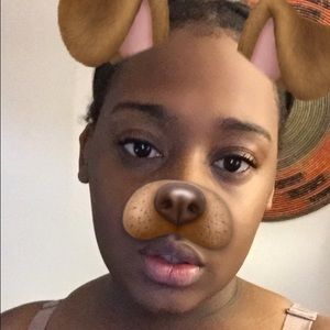 Meet your Posher, Deandra