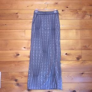 Snake skin print black and white maxi skirt