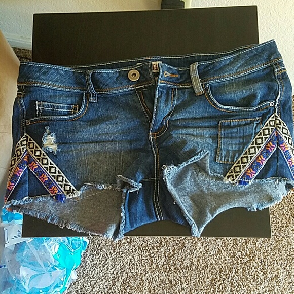 Mudd Tribal Jean shorts