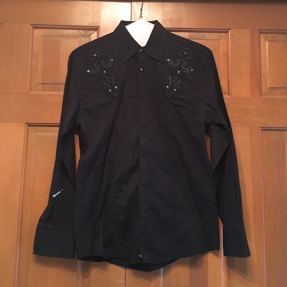 Men's Roar Button Down