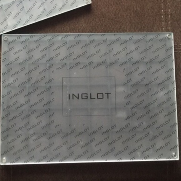 Inglot empty palette