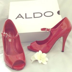 ⚡️Flash SALE💕 ALDO Red Heels