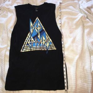 Def Leppard Black Muscle Tee SM Forever 21