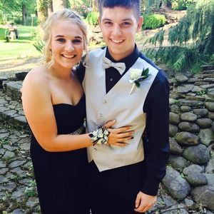 Meet your Posher, Raelee