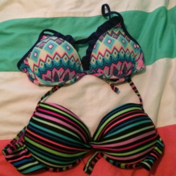 2 push up bikini tops