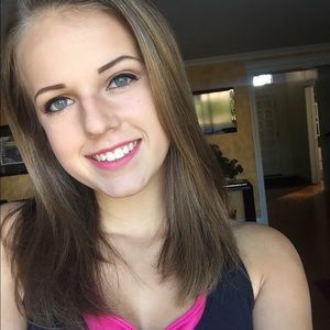 Meet your Posher, Kaitlyn