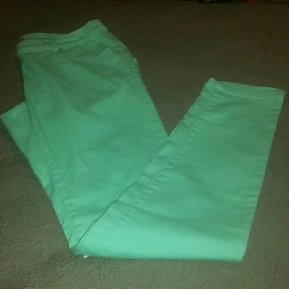 Jeans - Picture 3 of 3