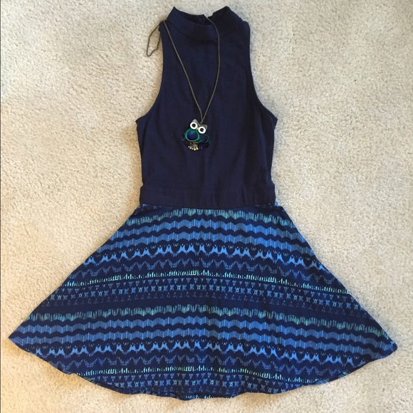 Hollister halter neck flare dress - Picture 1 of 2