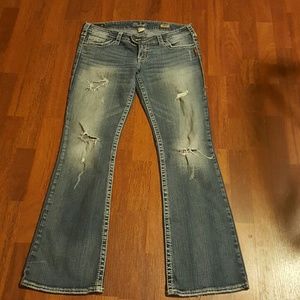 Silver 31 x 33. (Tuesday)