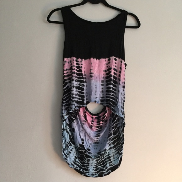 LF NWT Emma & Sam Open Back Tie Dye Top SZ M