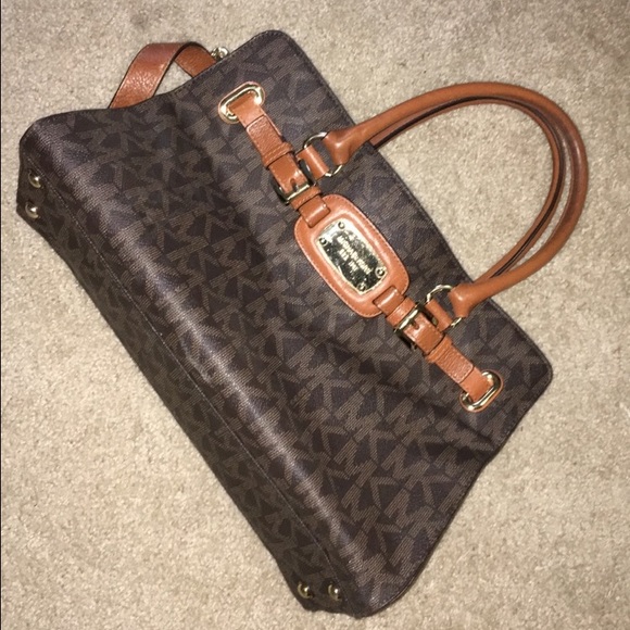 Michael kors purse