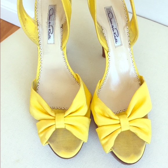 Oscar de La Renta Yellow Slingback Heels Size 7.5