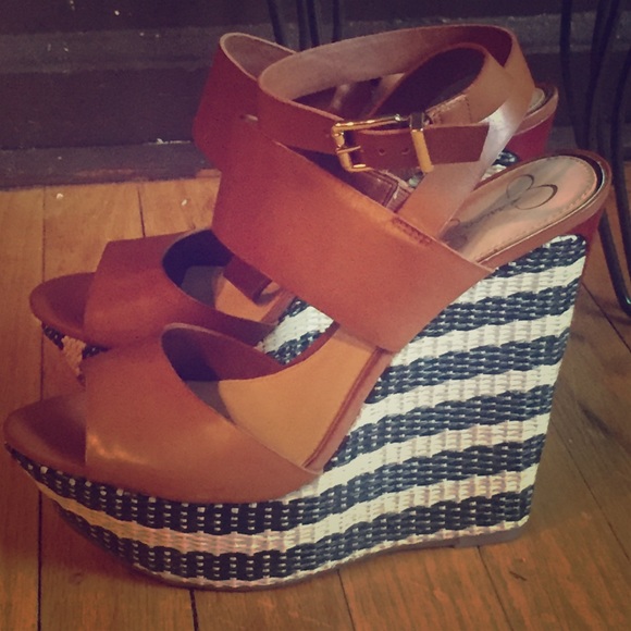 🚨NEW🚨 Jessica Simpson Eila Wedge