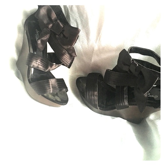 Cute bow shoes