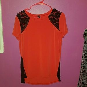 Coral tee with black lace