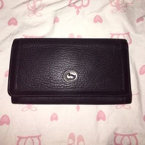 Black leather Dooney & Bourke wallet