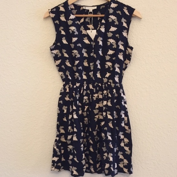 TODAY ONLY! Relished Fan Dress - Picture 2 of 4