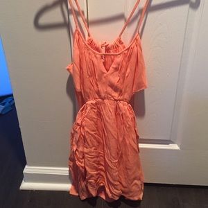 NWT tobi peach cut out dress