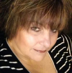 Meet your Posher, Janet