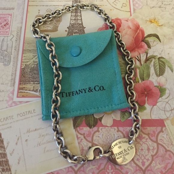 Return to Tiffany Oval Tag Necklace