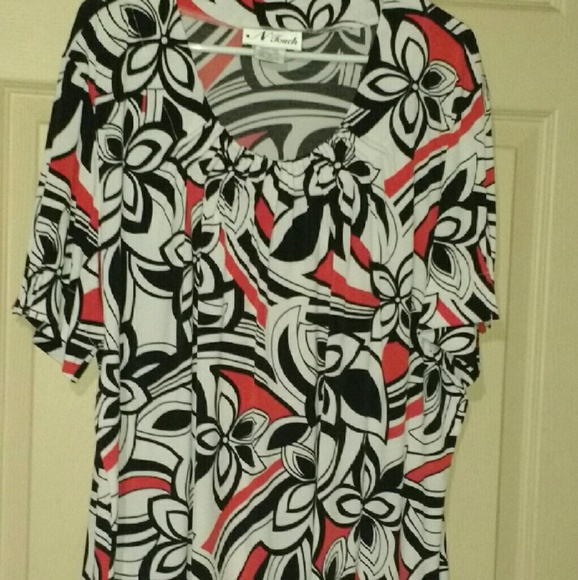 Blouse bought at Cato *FINAL REDUCTION*