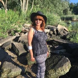 Meet your Posher, Nancy