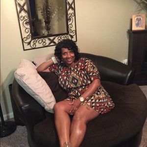 Meet your Posher, Regina