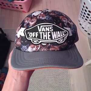 Vans cat hat