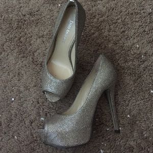 Enzo angiolini heels