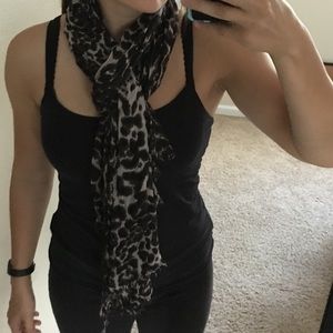 Leopard print scarf