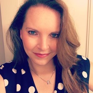 Meet your Posher, Liz