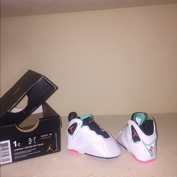 Jordan 7s size 1c