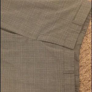 Wide leg pant with elastic - button waist.