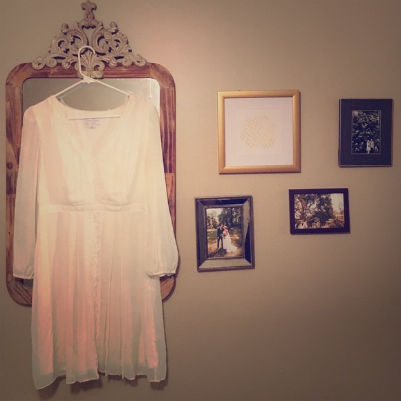 White Jessica Simpson Dress