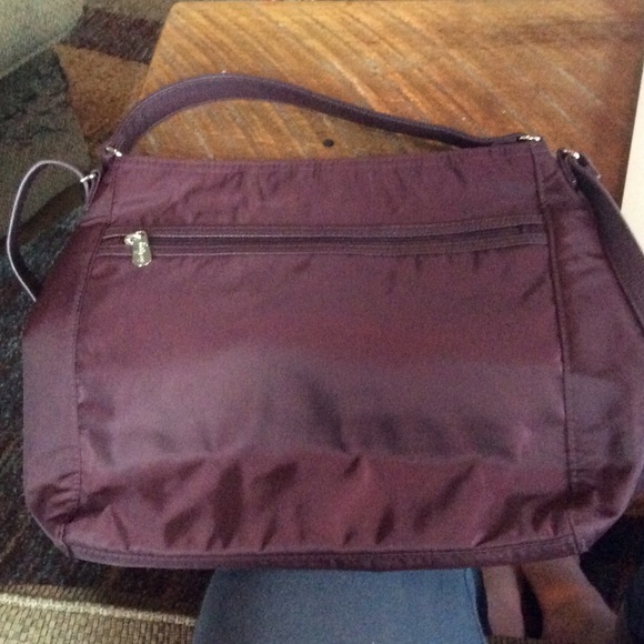 Thirty One Handbags - Thirty One Everything Crossbody in Jewells & Gems