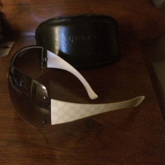 Gucci sunglasses - Picture 2 of 2