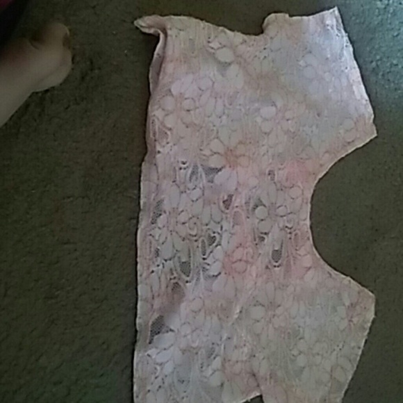 Crop top with three bows - Picture 1 of 2