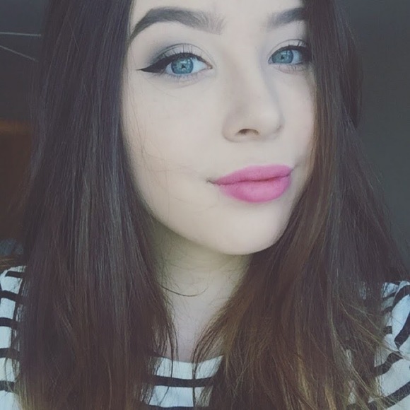 Meet your Posher, Samantha