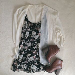 CREAM KIMONO (SIZE MEDIUM-LARGE)