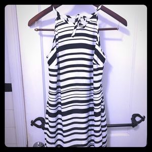 Classic sleeveless dress