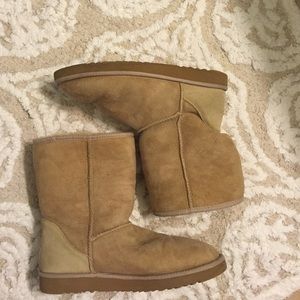 Ugg classic short boot tan
