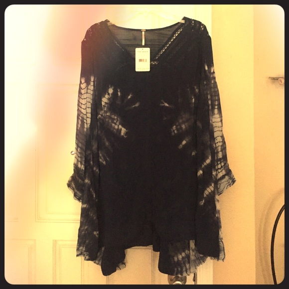 Free people NWT tunic L