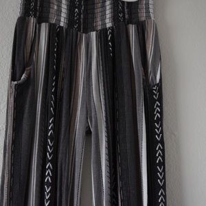 Mossimo Supply Co Sweatpants